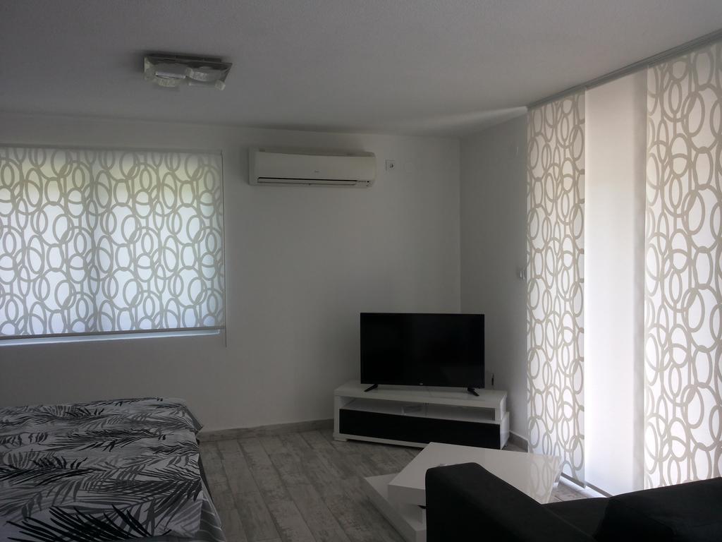 Apartment Azulmburgo Vrnjačka Banja Exterior foto